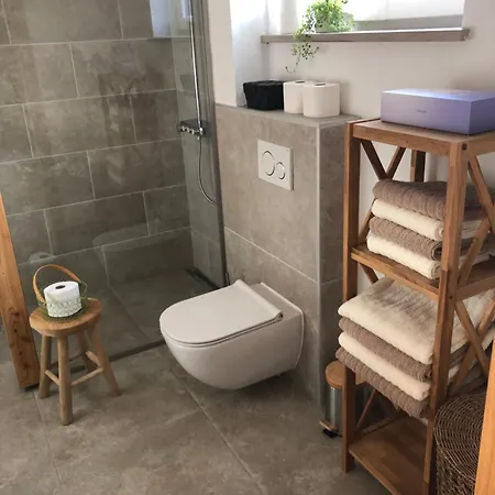 Hof Zum Kleinod - Erholung Fuer Ganze Familie Im Wienerwald Apartmán *